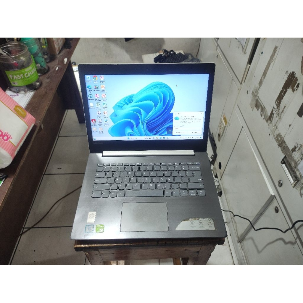 A1013 Laptop Lenovo ideapad 320 Ram 8gb SSD 120gb core i5 gen7 Double VGA Siap pakai
