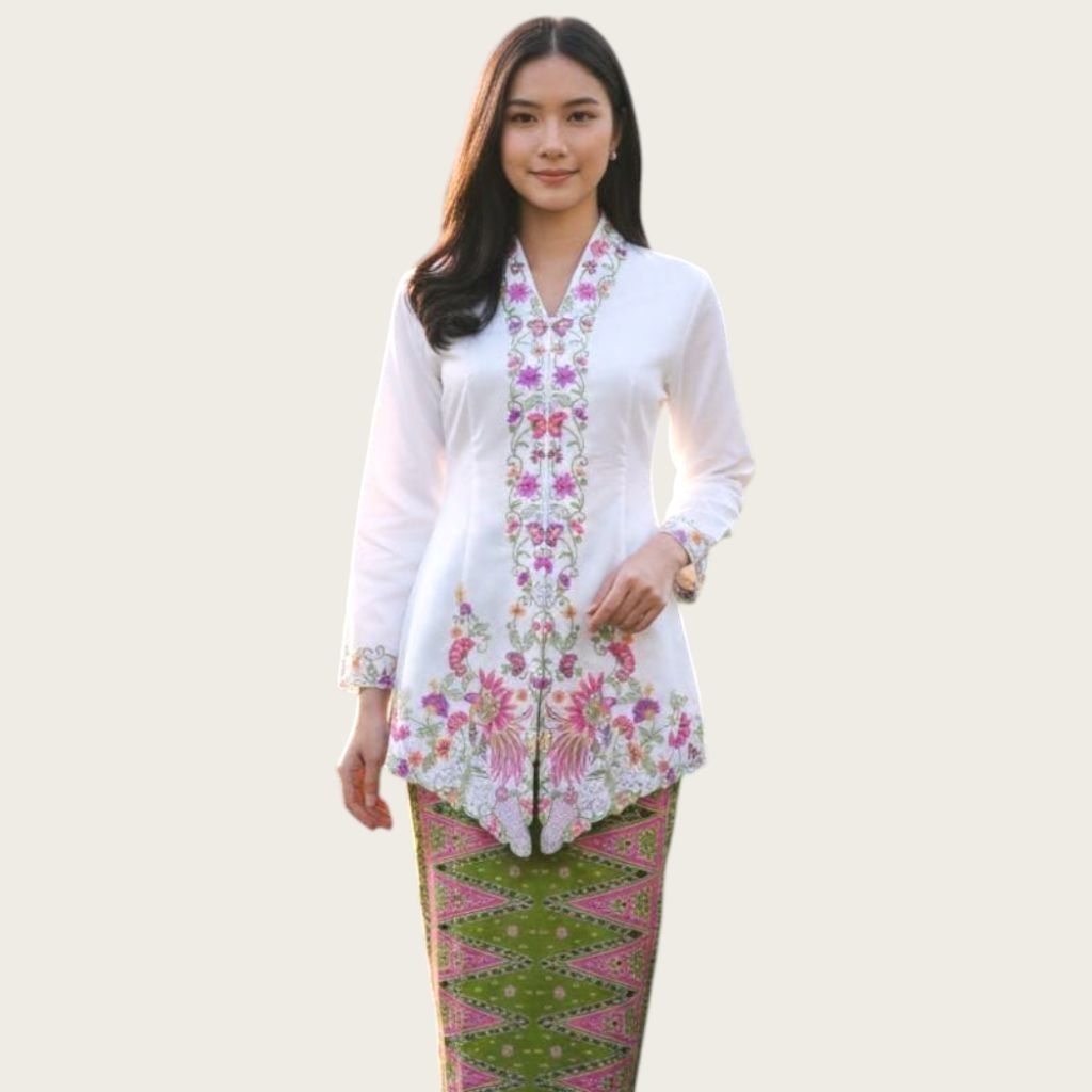 Kebaya Encim Wisuda // One Set Baju Kebaya Encim Dan Rok Tumpal Betawi // Kebaya Encim Bordir Betawi