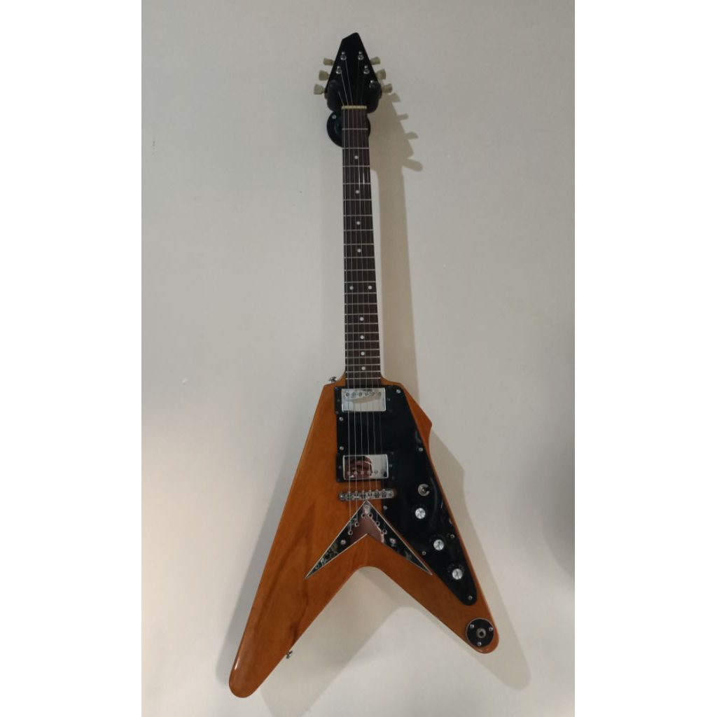 Vintage V 60 flying v