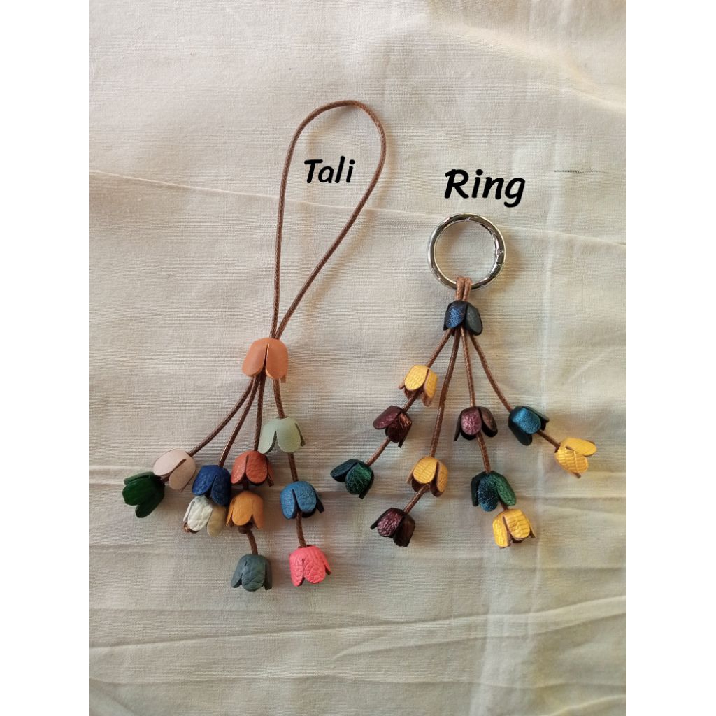 bag charm kulit asli tiny lilies gantungan kunci kulit asli