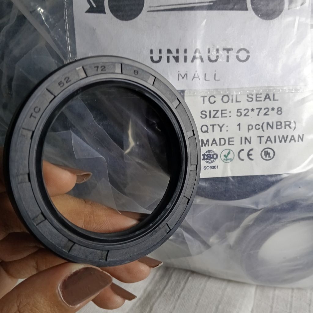 OIL SEAL TC 52 72 8 ASLI 100% NBR 52x72x8