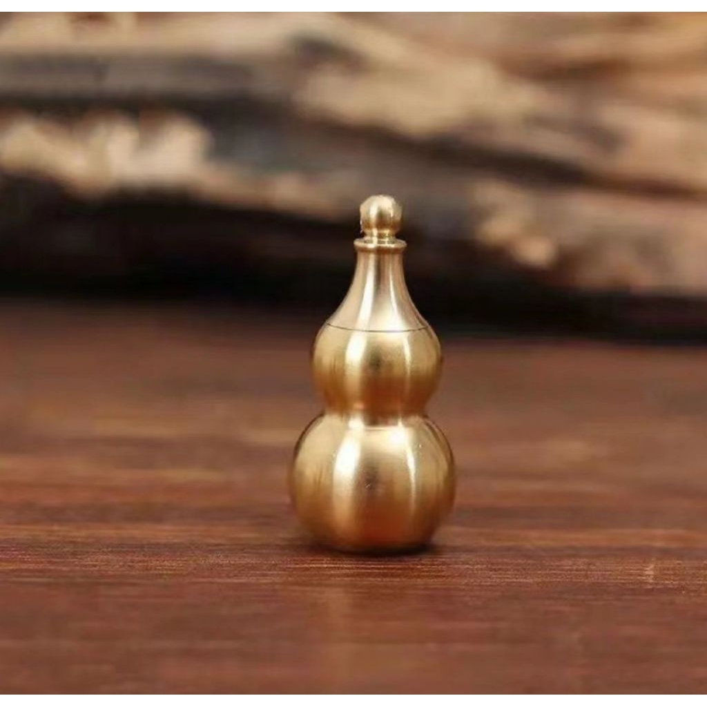 Liontin tabung buka tutup kecil bentuk labu tanpa kalung