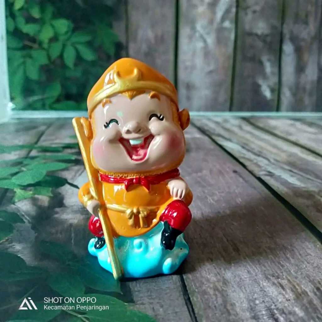 HOKKITERUS21 PAJANGAN PATUNG CHIKUNG miniatur cikung kera sakti mobil