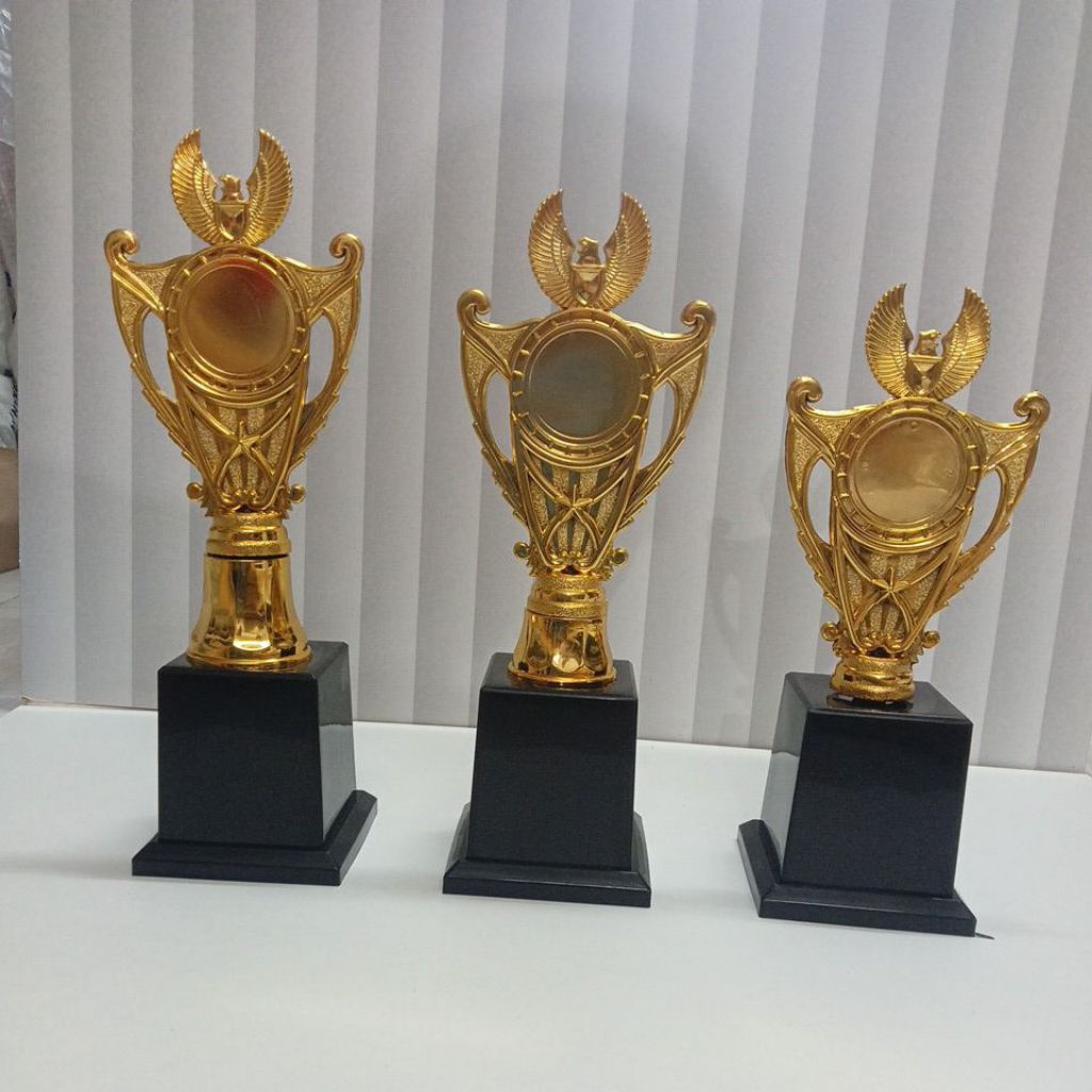 PIALA MURAH HARGA SUDAH 3 SET JUARA, ( JUARA.1, JUARA.2, JUARA.3)