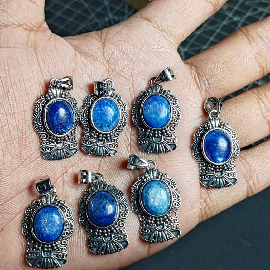 Natural Batu Blue Kyanite Copper Pendant Model 1 (HARGA PER PCS ).