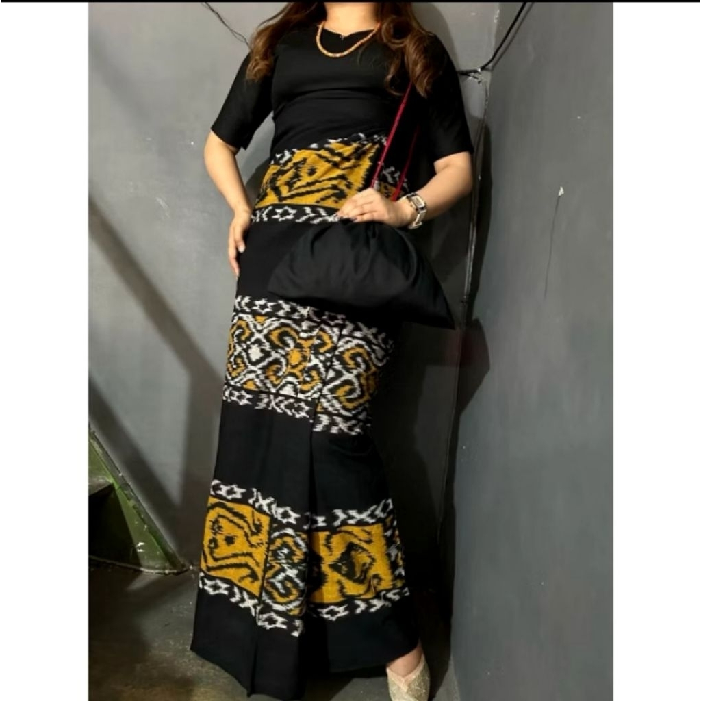 SARUNG TENUN PANJANG TRADISIONAL DAN ETHNIC, ROK SPAN TENUN, ROK TRADISIONAL, ROK PESTA, ROK FORMAL