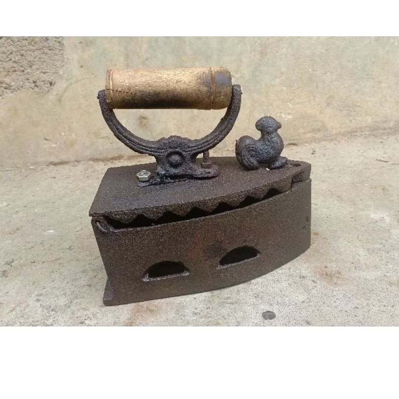 seterika jago arang antik lawas vintage