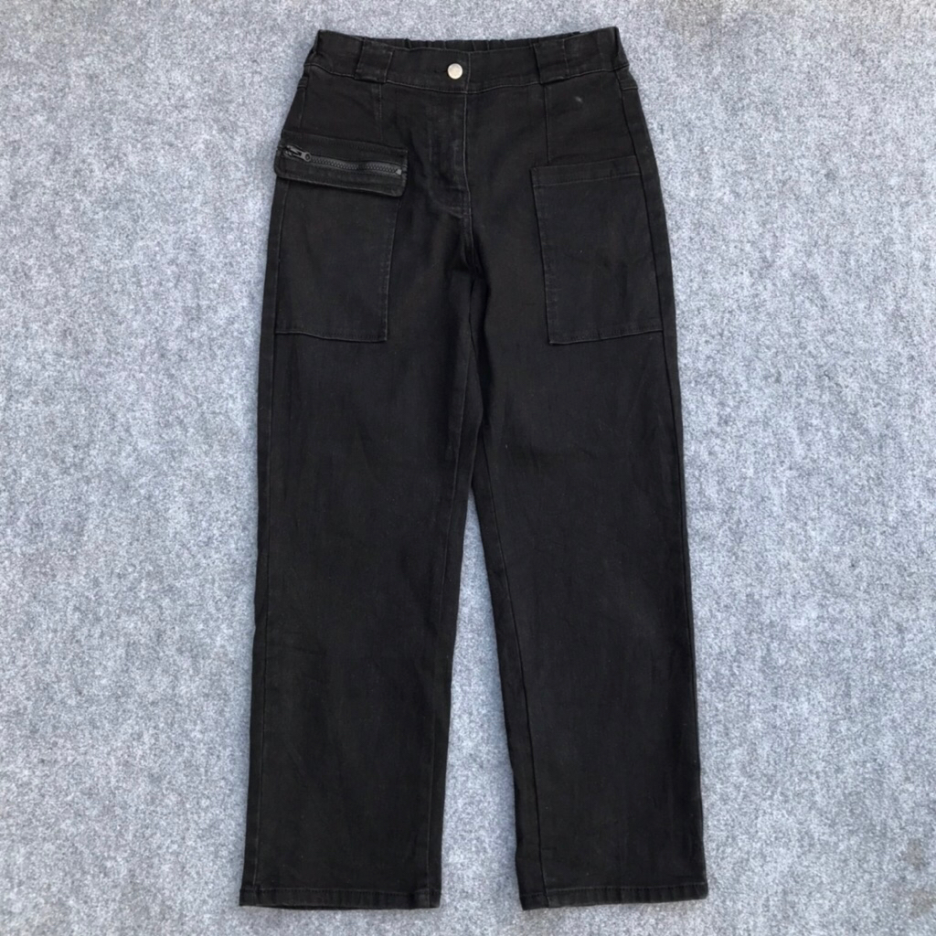 Celana Jeans keren Lie SangBong