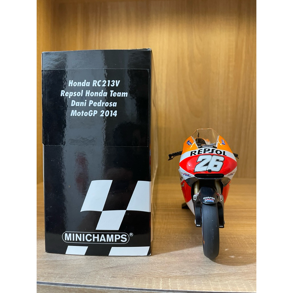 diecast miniatur motoGP repsol dani pedrosa minichamps skala 1/12 made in german detail