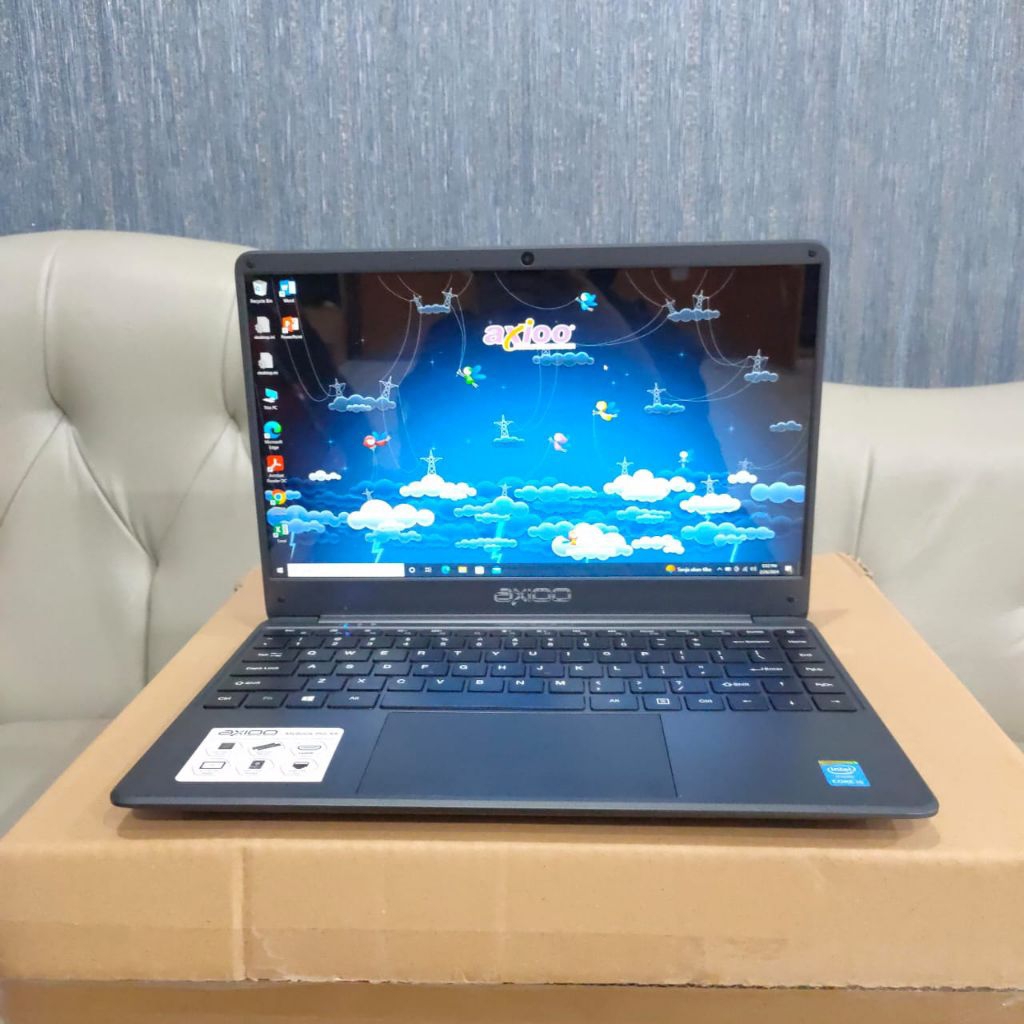 Laptop Axioo Pro X5, Core i5-5257, Intel Iris TM Graphics 6100, Ram 8Gb /SSD 512GB ( SSD 256Gb+SSD 2
