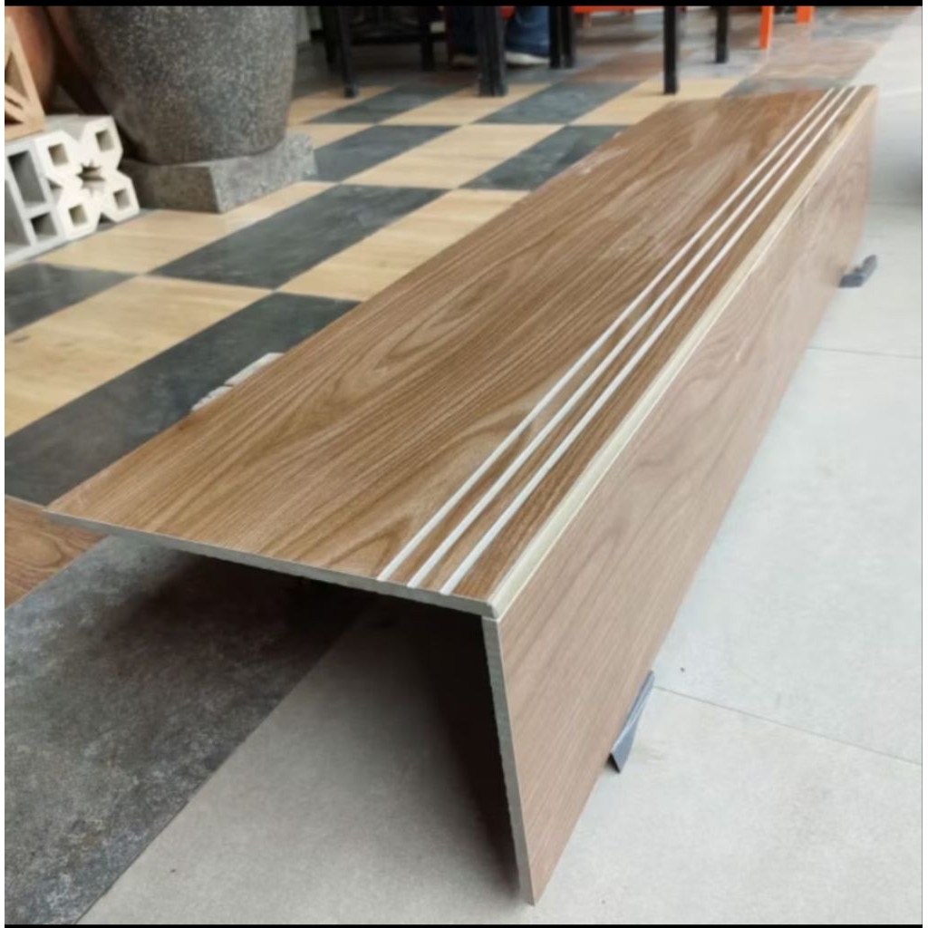 granit keramik pijakan anak tangga motif kayu elmwood brown 30x80+20x80 1 set stepnosing