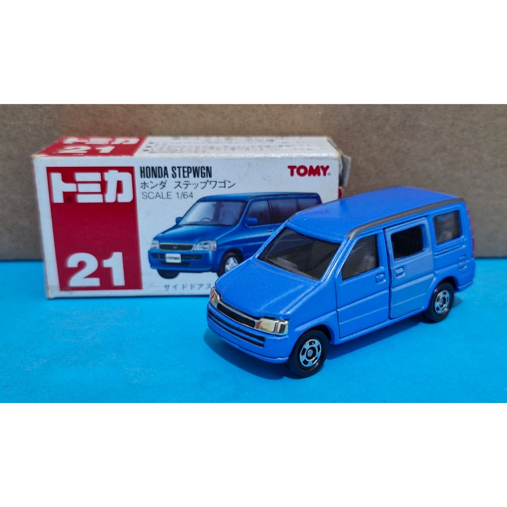 Tomica Tomy Merah 21 Honda Stepwgn