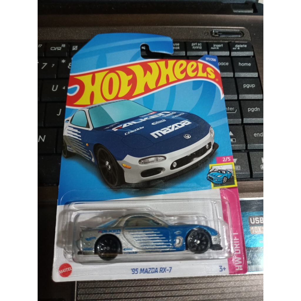 Hotwheels 95 Mazda RX7 Falken