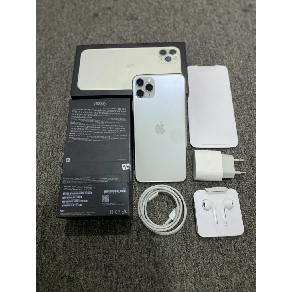 iPhone 11 pro max 256gb iBox