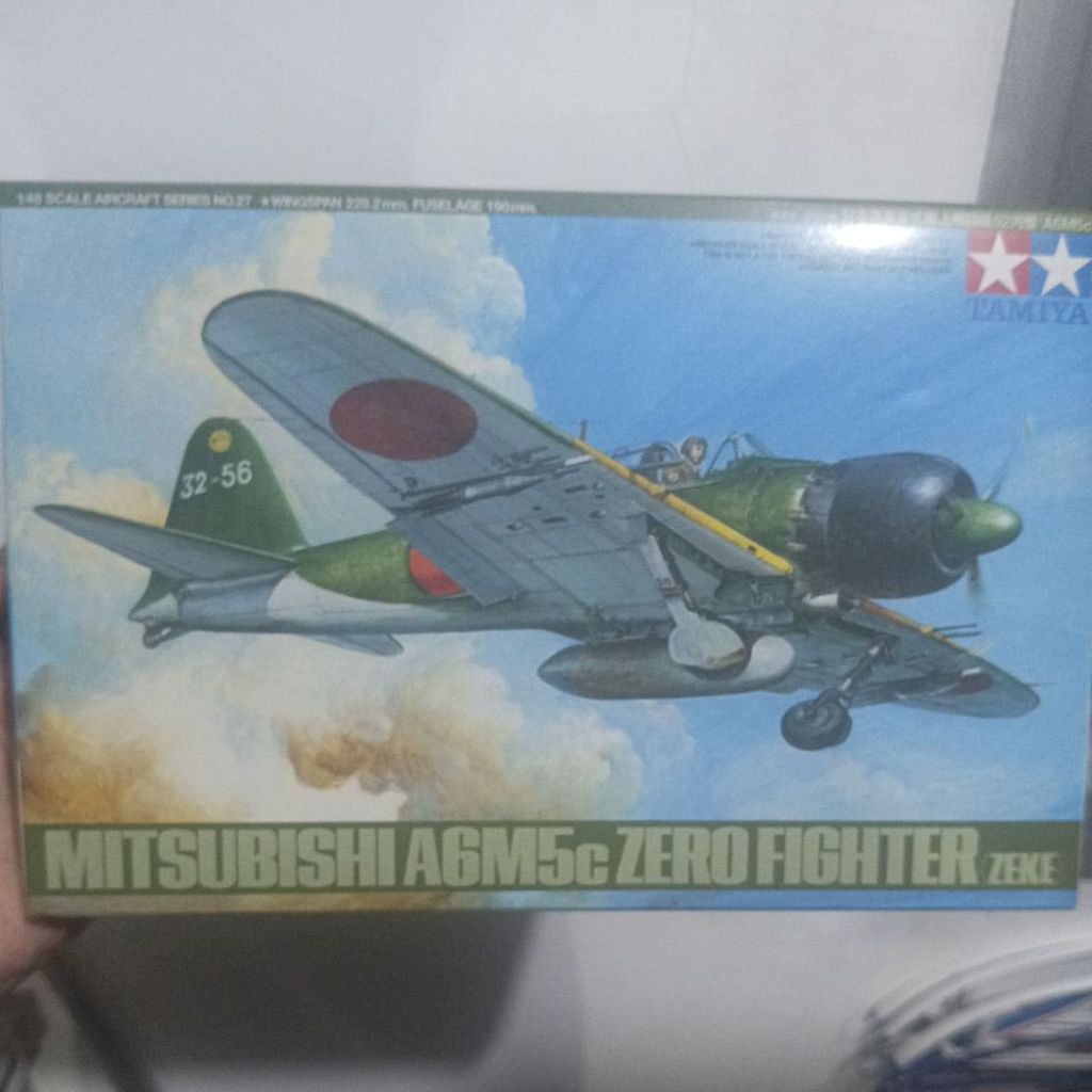 mitsubishi A6m5c zero fighter zeke 1/48 tamiya