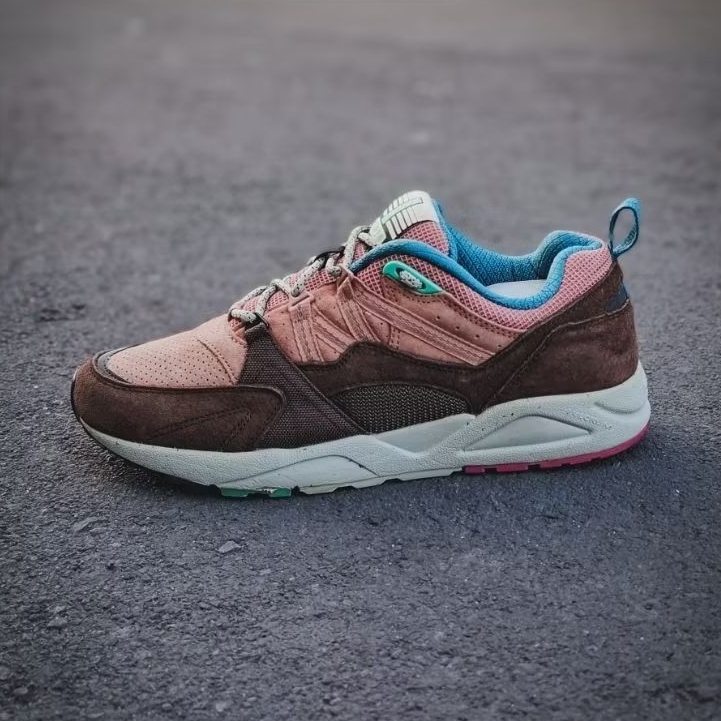 KARHU FUSION 2.0 “NORTHERN LIGHTS” PACK JAVA / CORK ORIGINAL
