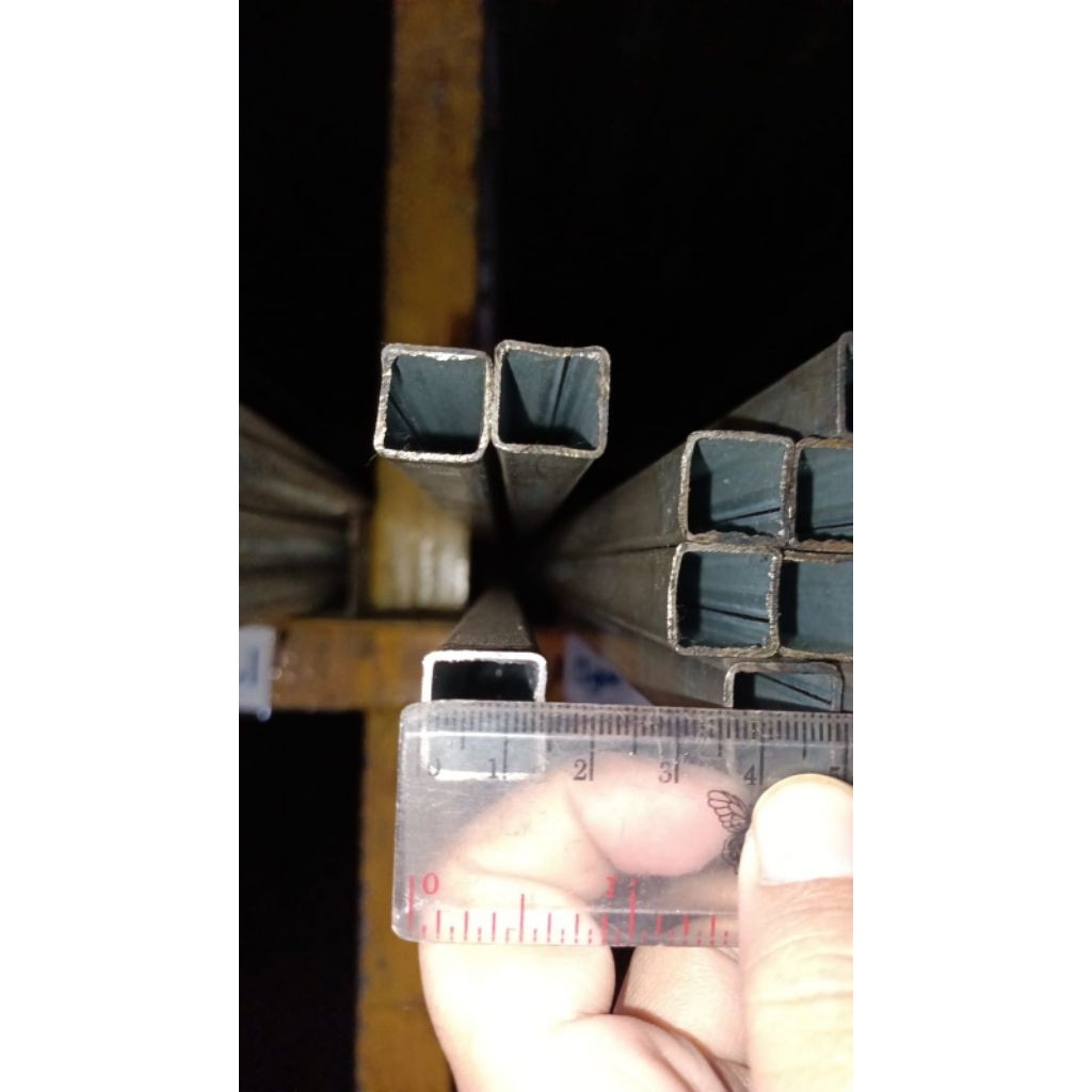 Besi Hollow / Hollo / Holo Galvanis 20x20 tebal 1mm