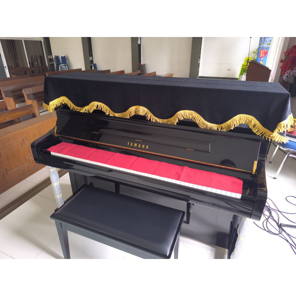 piano yamaha u1jpec