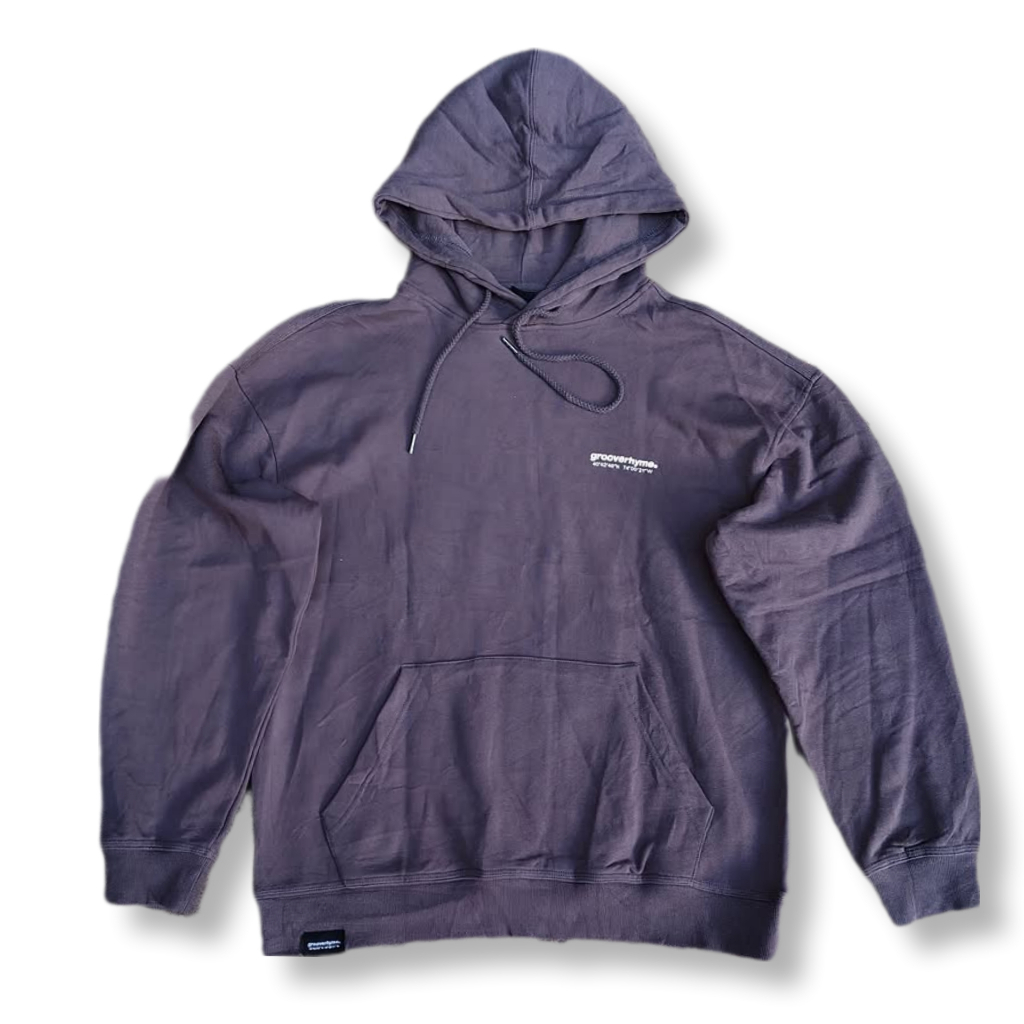 GROOVE RHYME SMALL LOGO PULL OVER HOODIE | OUTERWEAR | MNZA 2