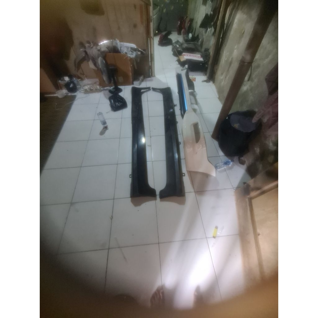 bodykit belakang avanza luxury original