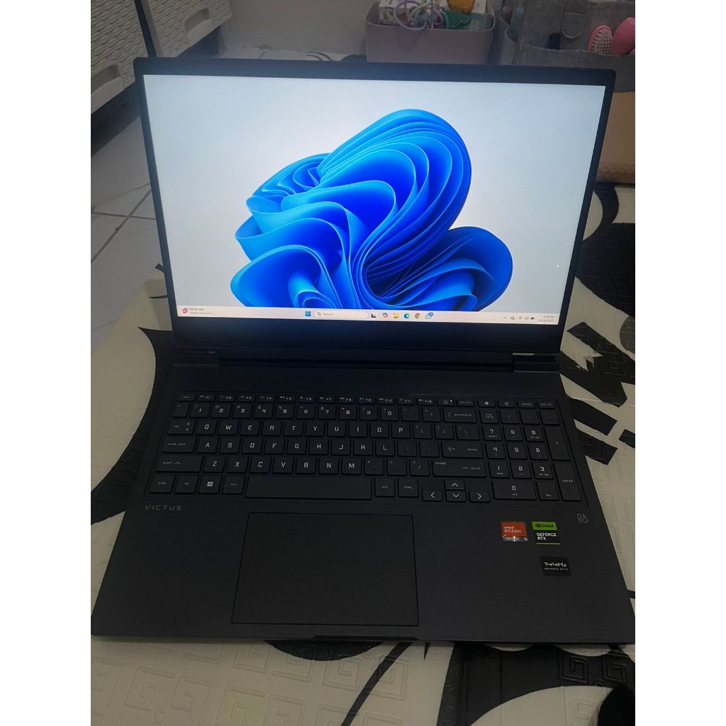 HP Victus 16 – RTX 4060 – Mulus Like New – Fullset Box