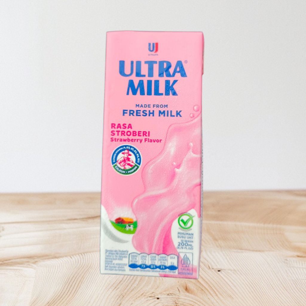 #ANDREMARTMINUMAN# Ultramilk rasa Strawberry