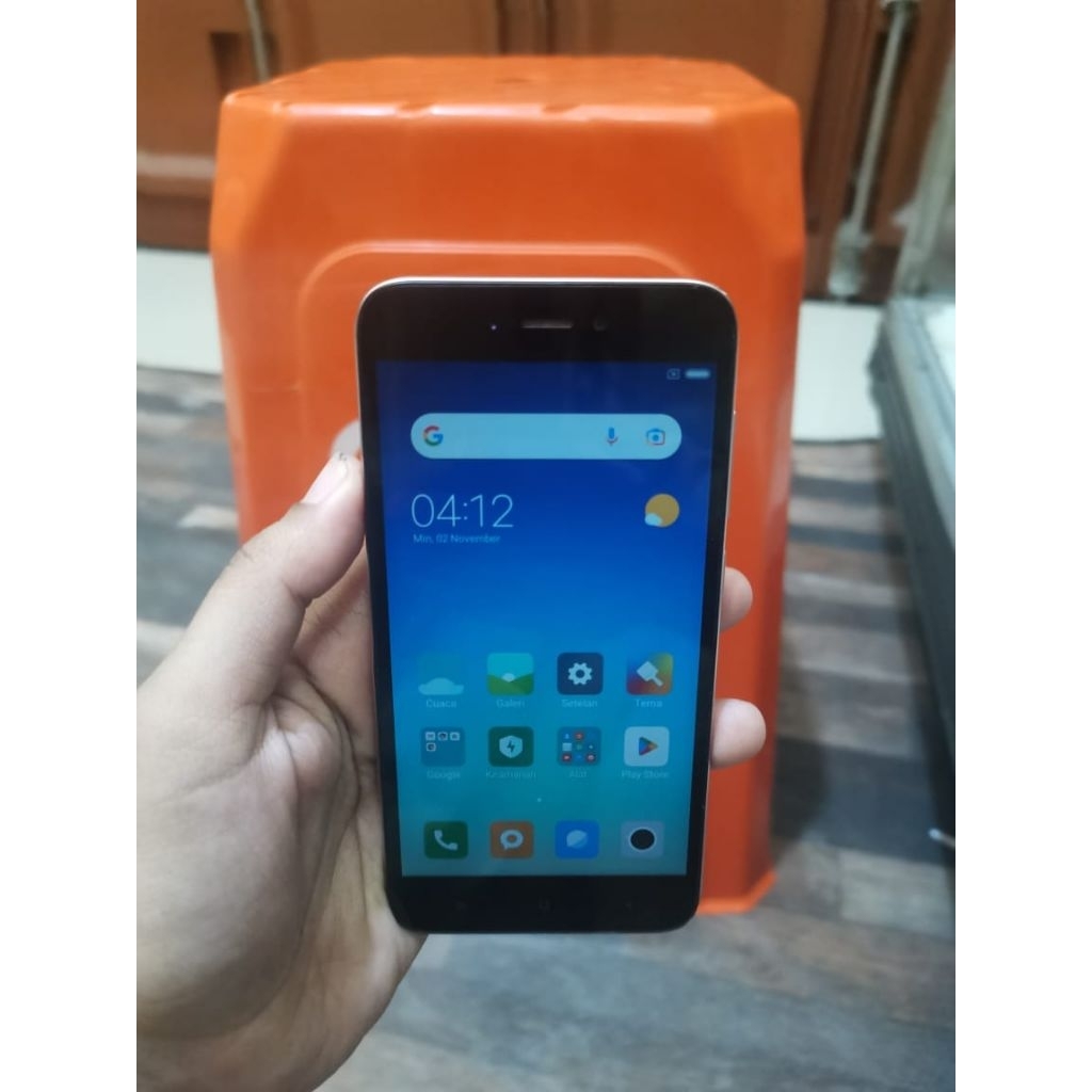 REDMI 5A RAM 2/16 HP ANDROID HP SECOND