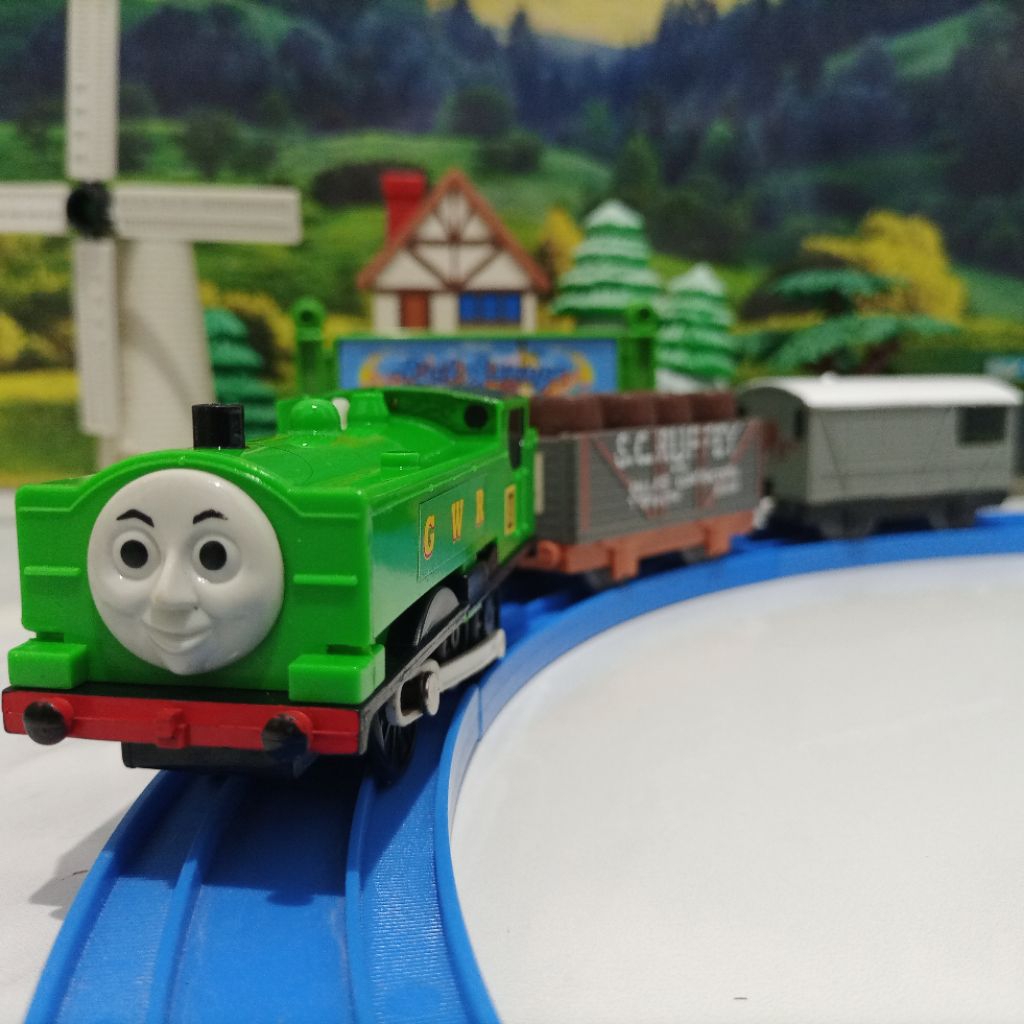 Takara Tomy Kereta Plarail Duck (Thomas Series)