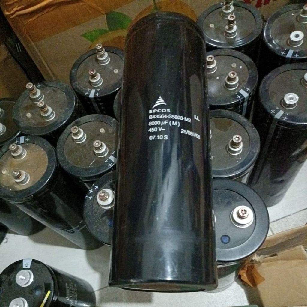 ELCO JUMBO 400V 8000UF/8200FU PANJANG