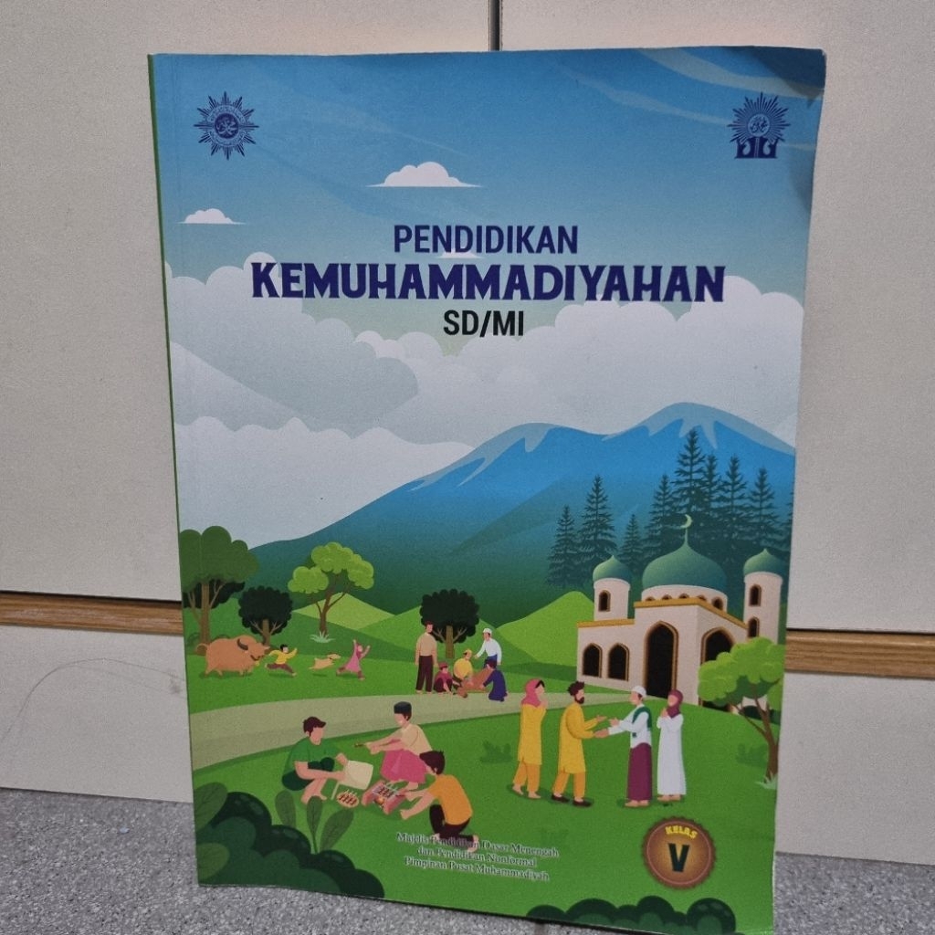 BUKU PENDIDIKAN KEMUHAMMADIYAHAN KELAS 5 SD/MI BEKAS