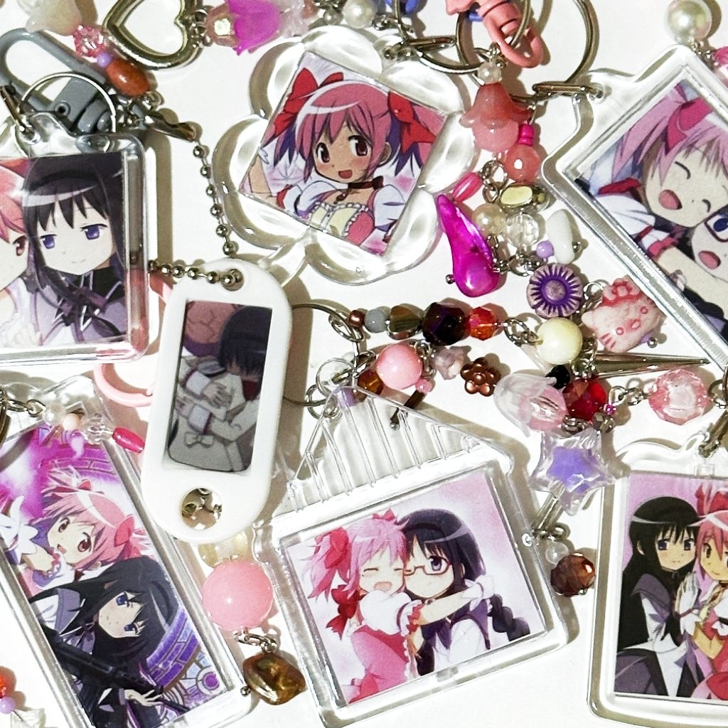 madoka magica keychains | gantungan kunci puella magi madoka magica madohomu homumado (by zoarbit)