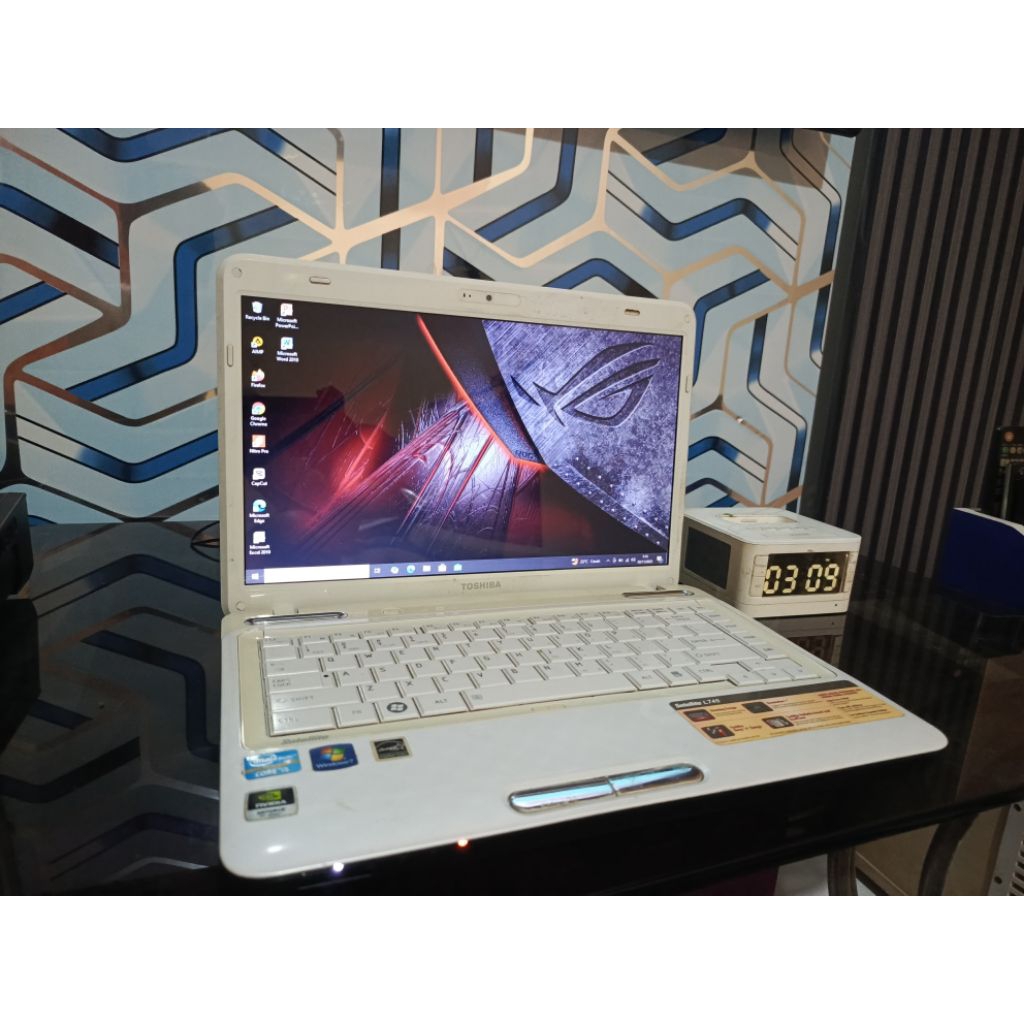 Laptop TOSHIBA L745 Core i5 Ram 8GB SSD Siap pakai