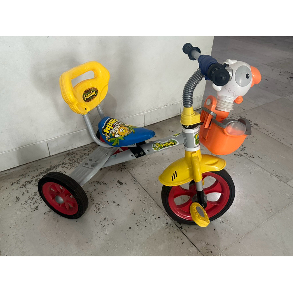 preloved sepeda anak balita roda 3 family
