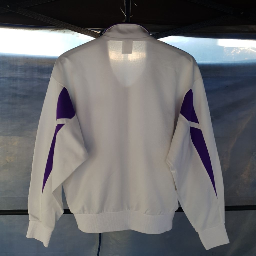 Tracktop Vintage Thrift