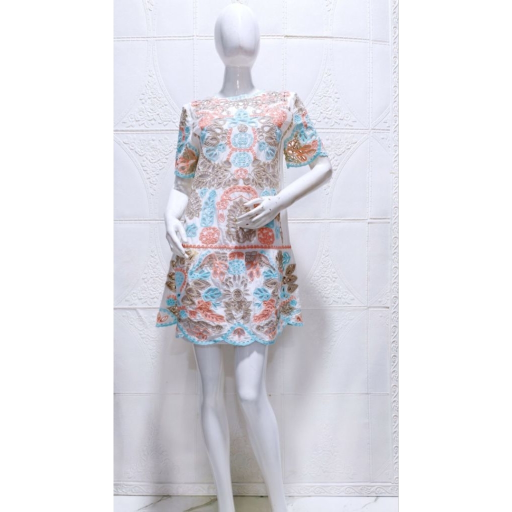 dress bordir valentino