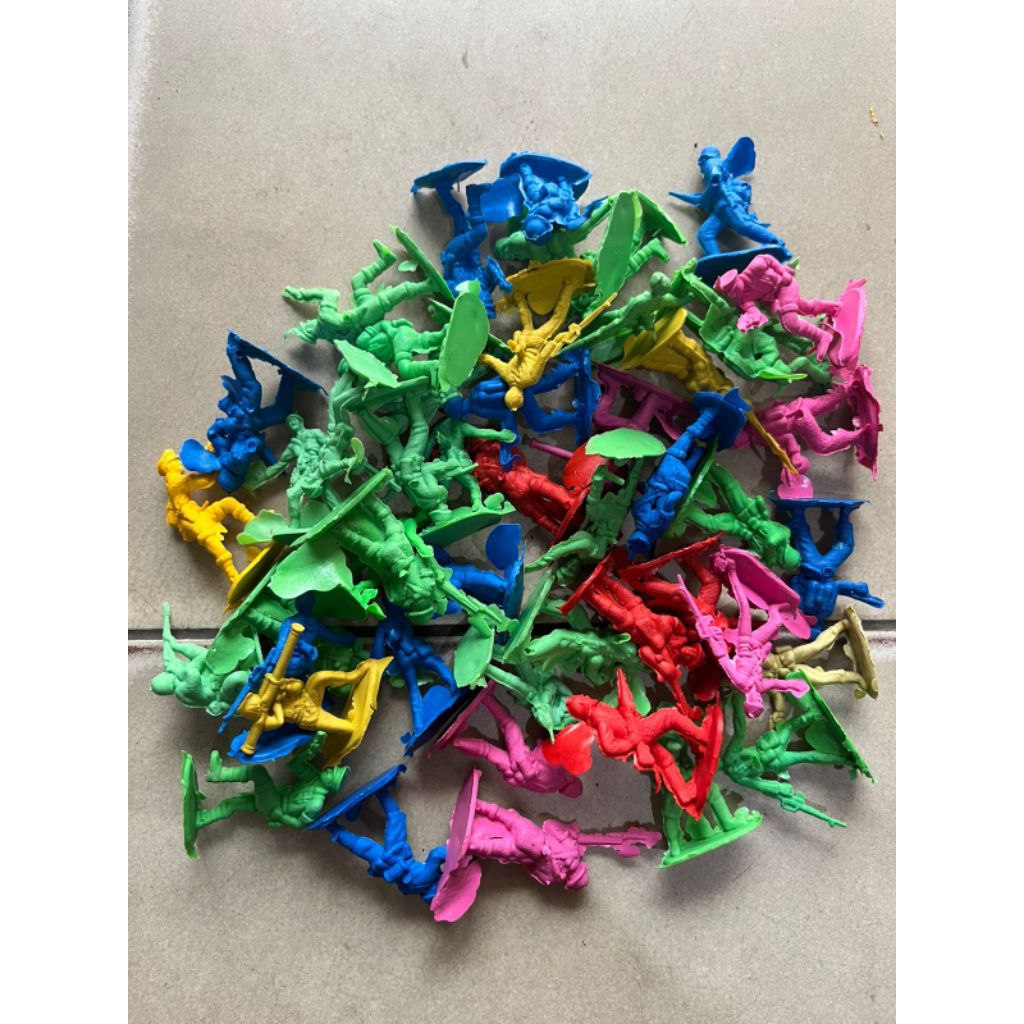 Mainan tentara plastik isi 100 pcs/ mainan jadul/mainan anak/ mainan edukasi