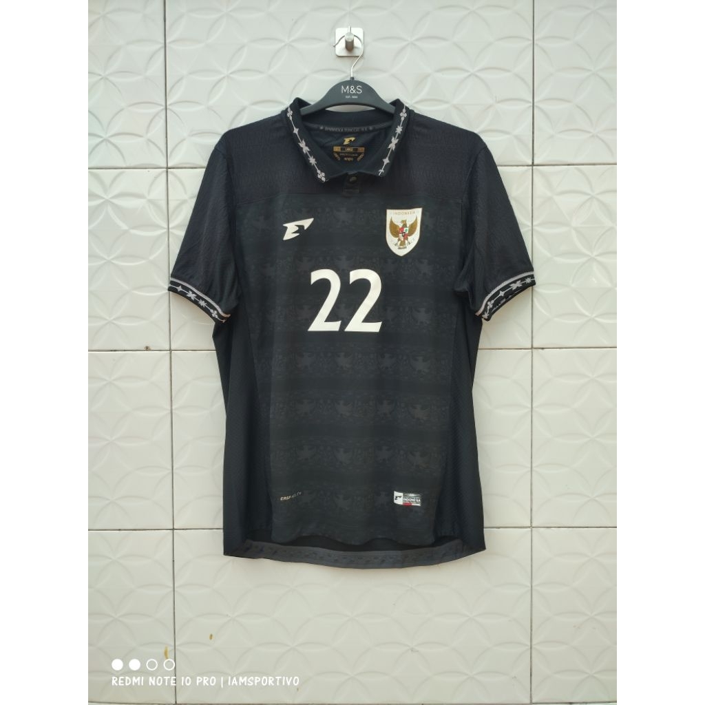 Matchworn Timnas Indonesia GK Cahya Supriadi