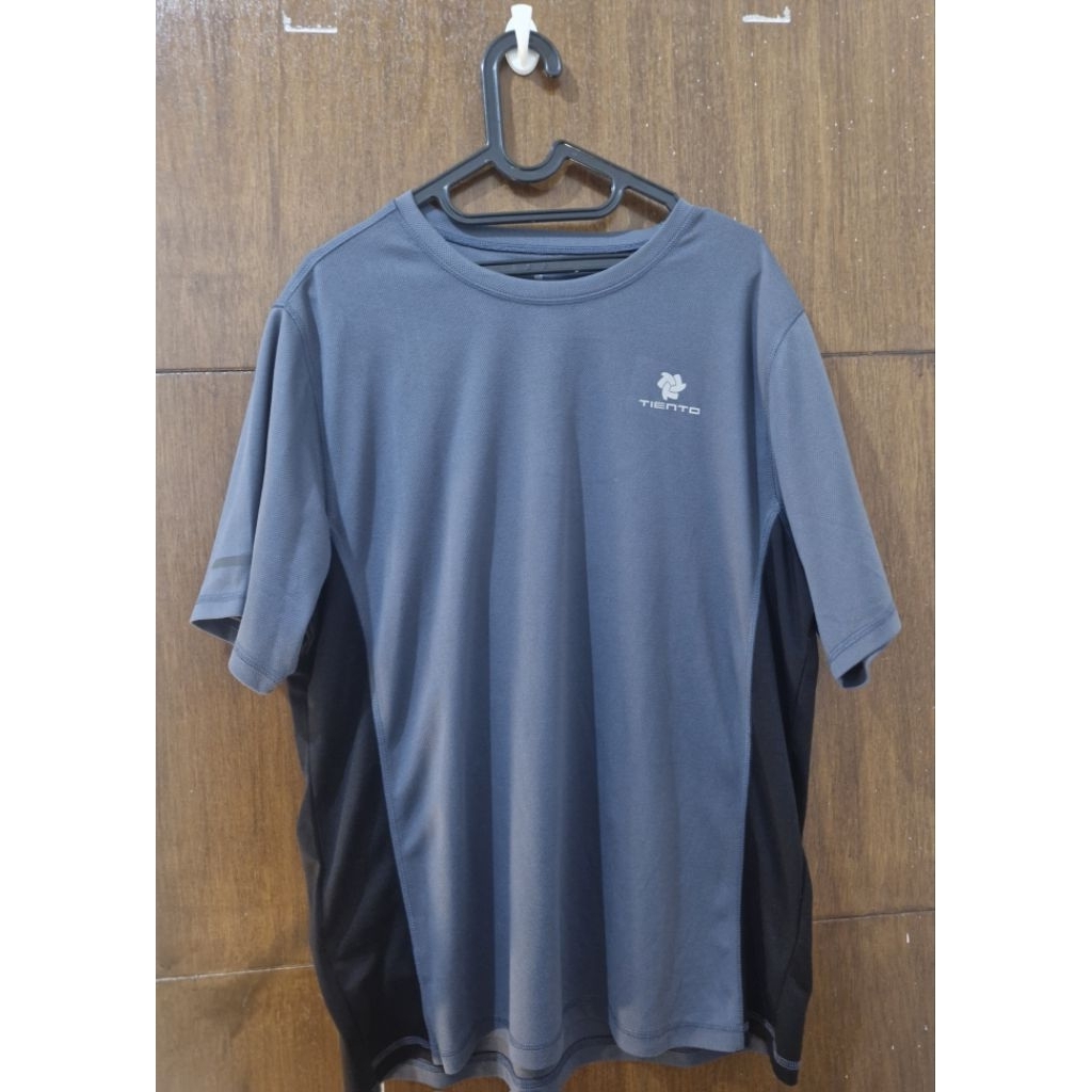 Kaos Olahraga Tiento