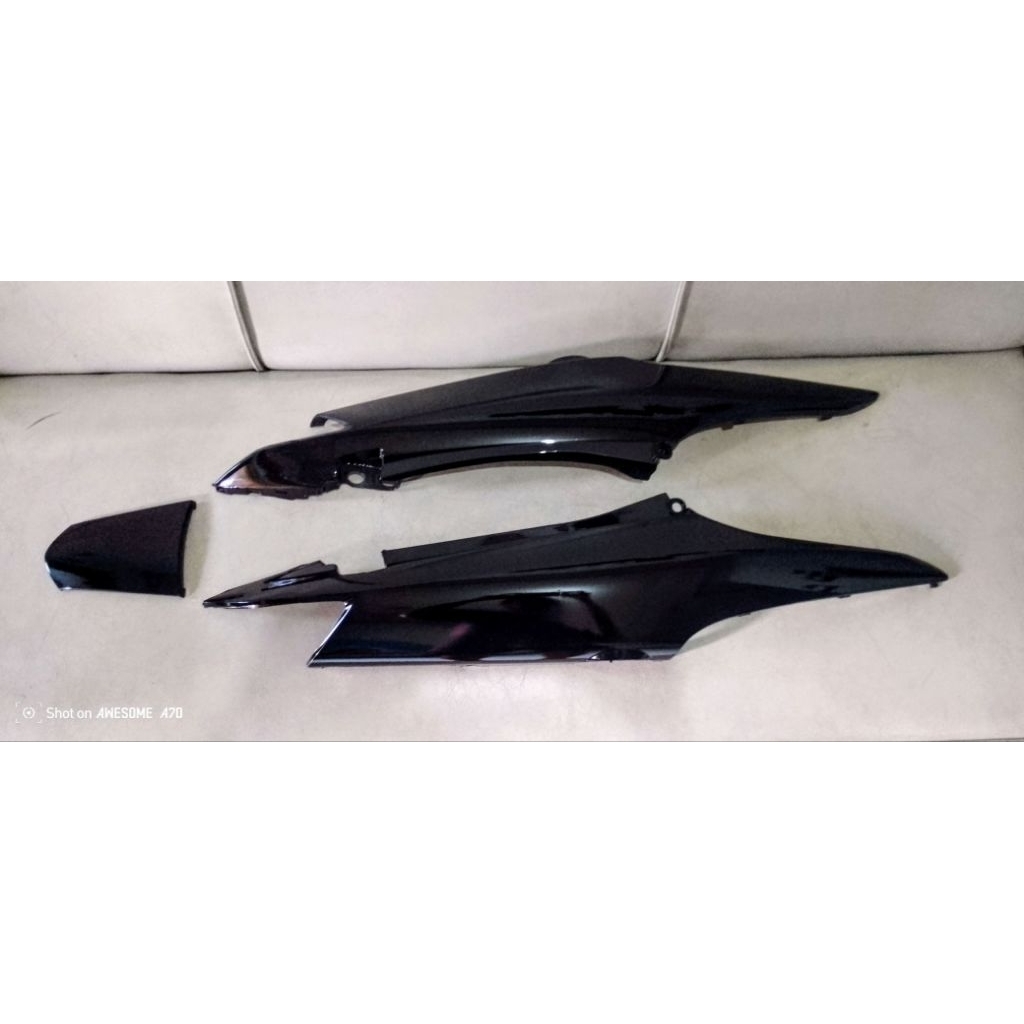 COVER BODY/BODI BELAKANG BODI SAMPING SUPRA FIT NEW SUPRA FIT X WARNA HITAM MENGKILAP