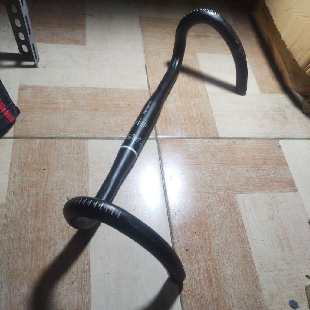 Dropbar Avenir 440x31.8mm Black Alloy