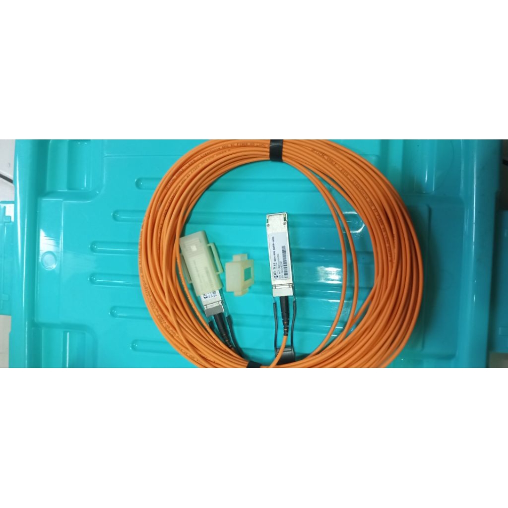 FINISIAR QSFP CABLE 40G & 100G