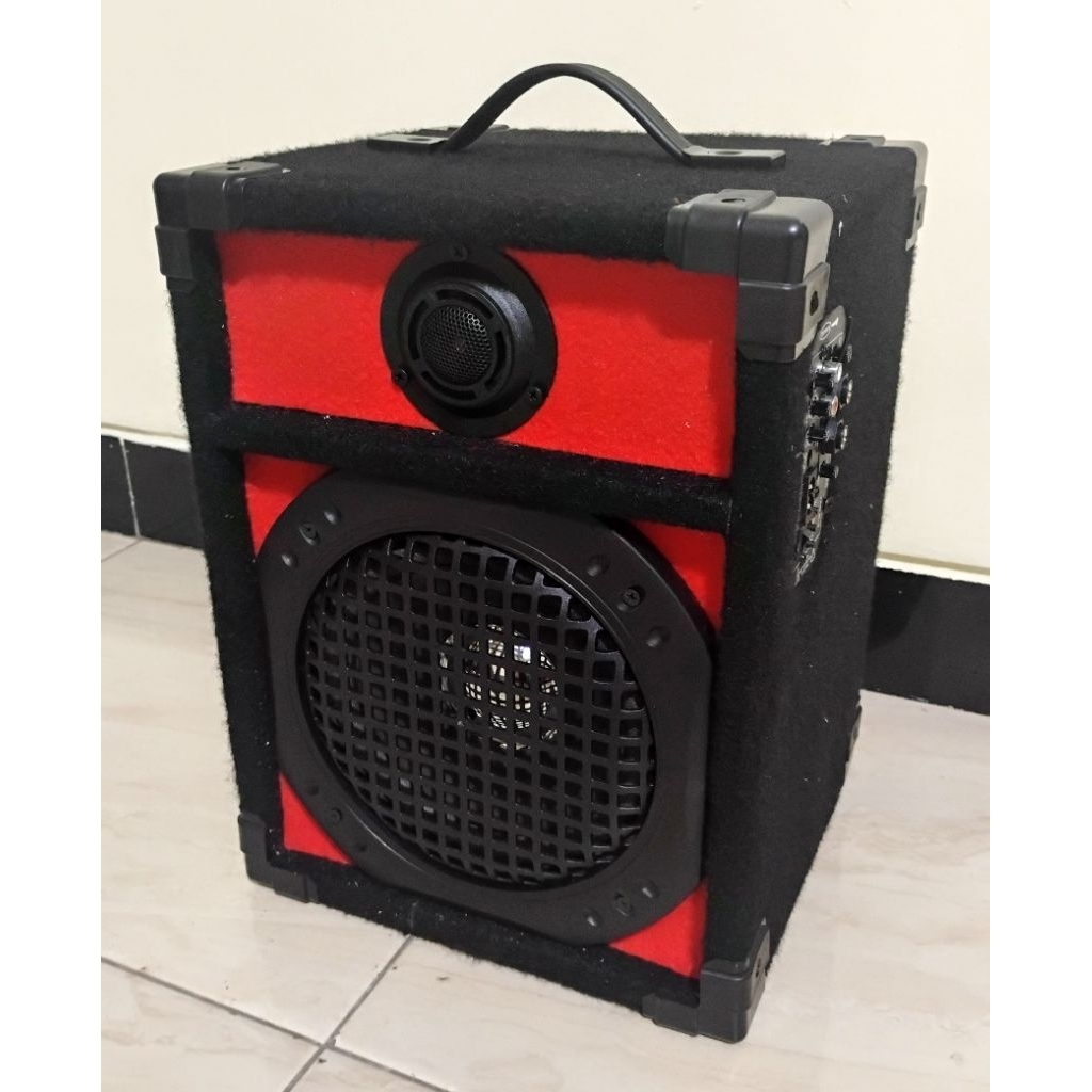 SPEAKER AKTIF 8 INCH BLUETOOTH USB RADIO KARAOKE