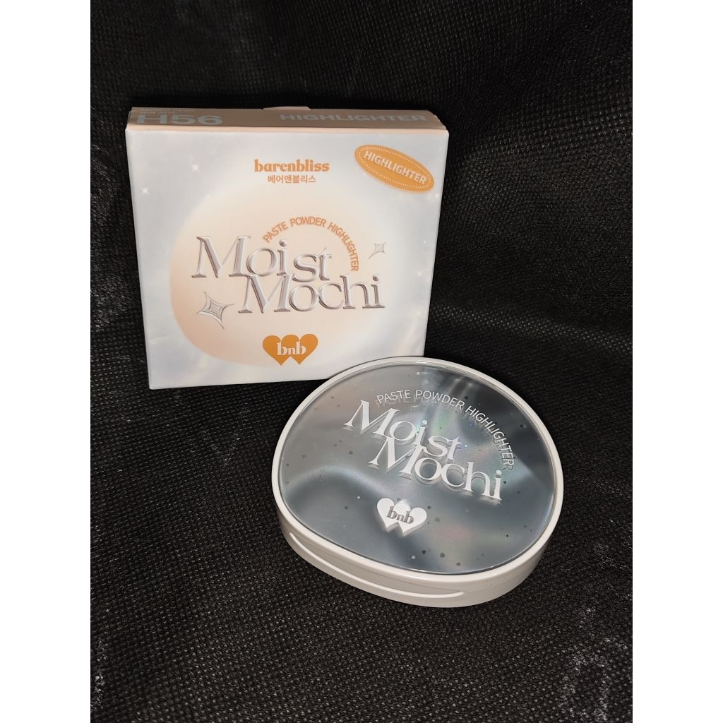 [Preloved] Bnb Barenbliss Moist Mochi Paste Powder Highlighter Amber Pear