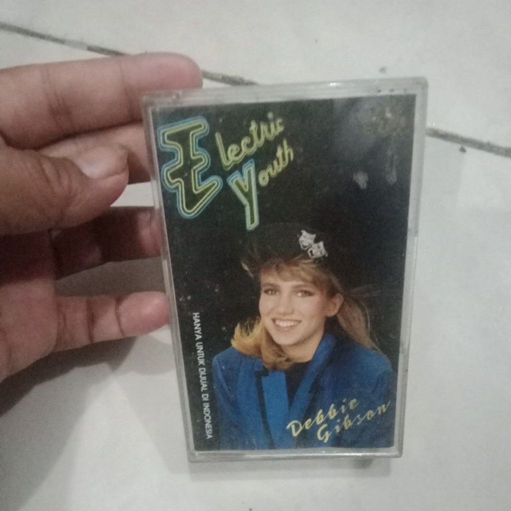 kaset pita Debbie Gibson