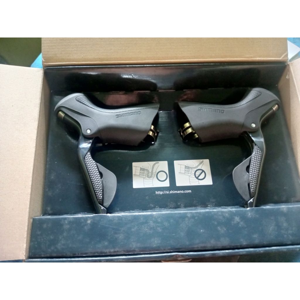 Shifter Shimano DI2 Ultegra 6870 11speed ubrake