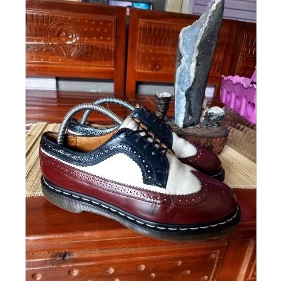 Docmart wingtip Brogue