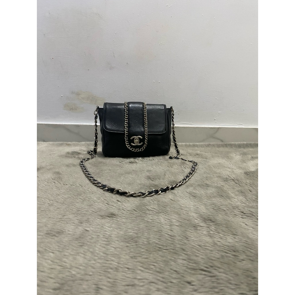 sling bag mini hitam kulit asli dr cendoll preloved