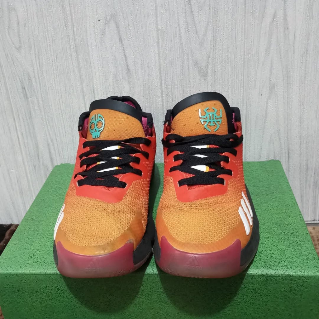 PRELOVED SEPATU BASKET D.O.N ISSUE 4 SIZE 42 SECOND