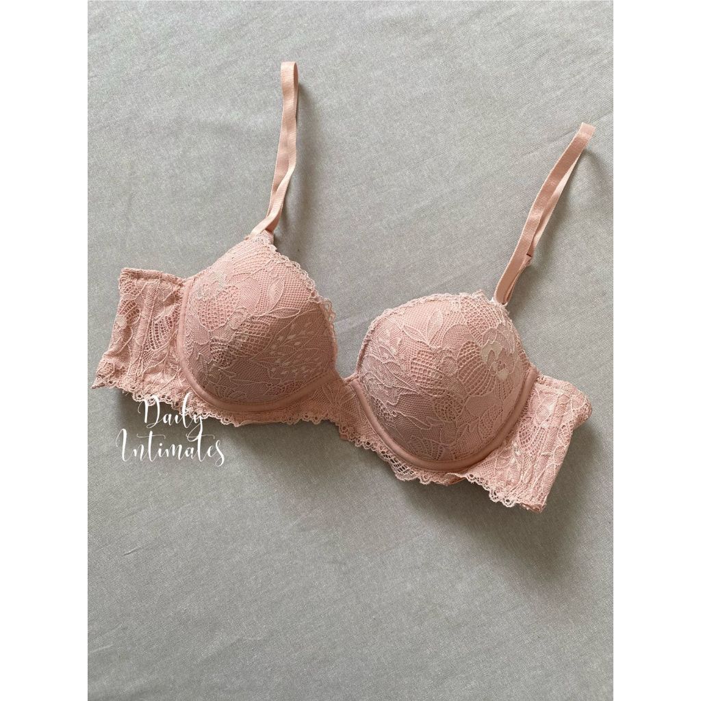 [Size 80A, 80B, 80C] Bra Vera*wang Tanpa Kawat Renda Cantik - Bra Wire-Free