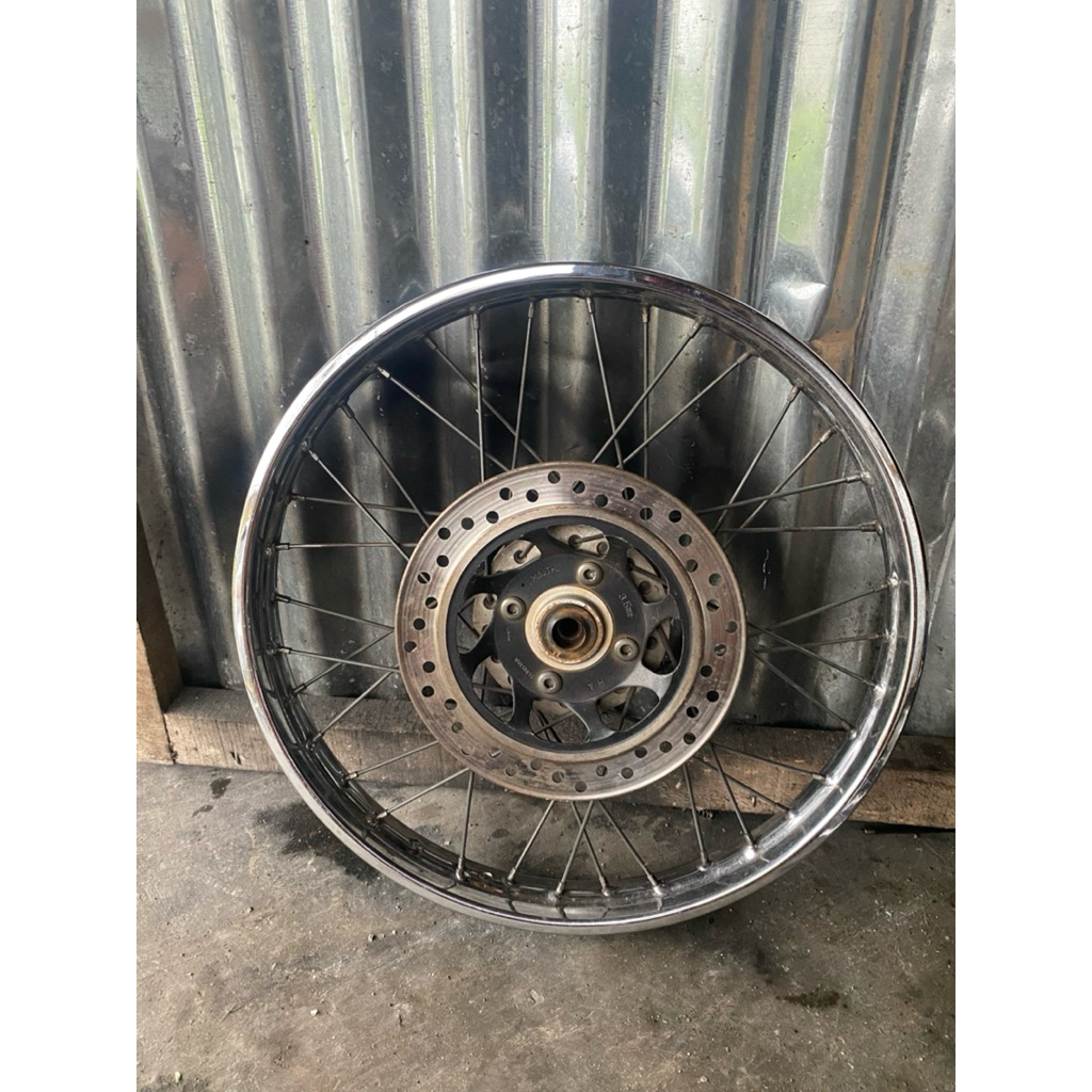 Velg roda depan supra x 125 batman Kharisma original copotan lepasan motor